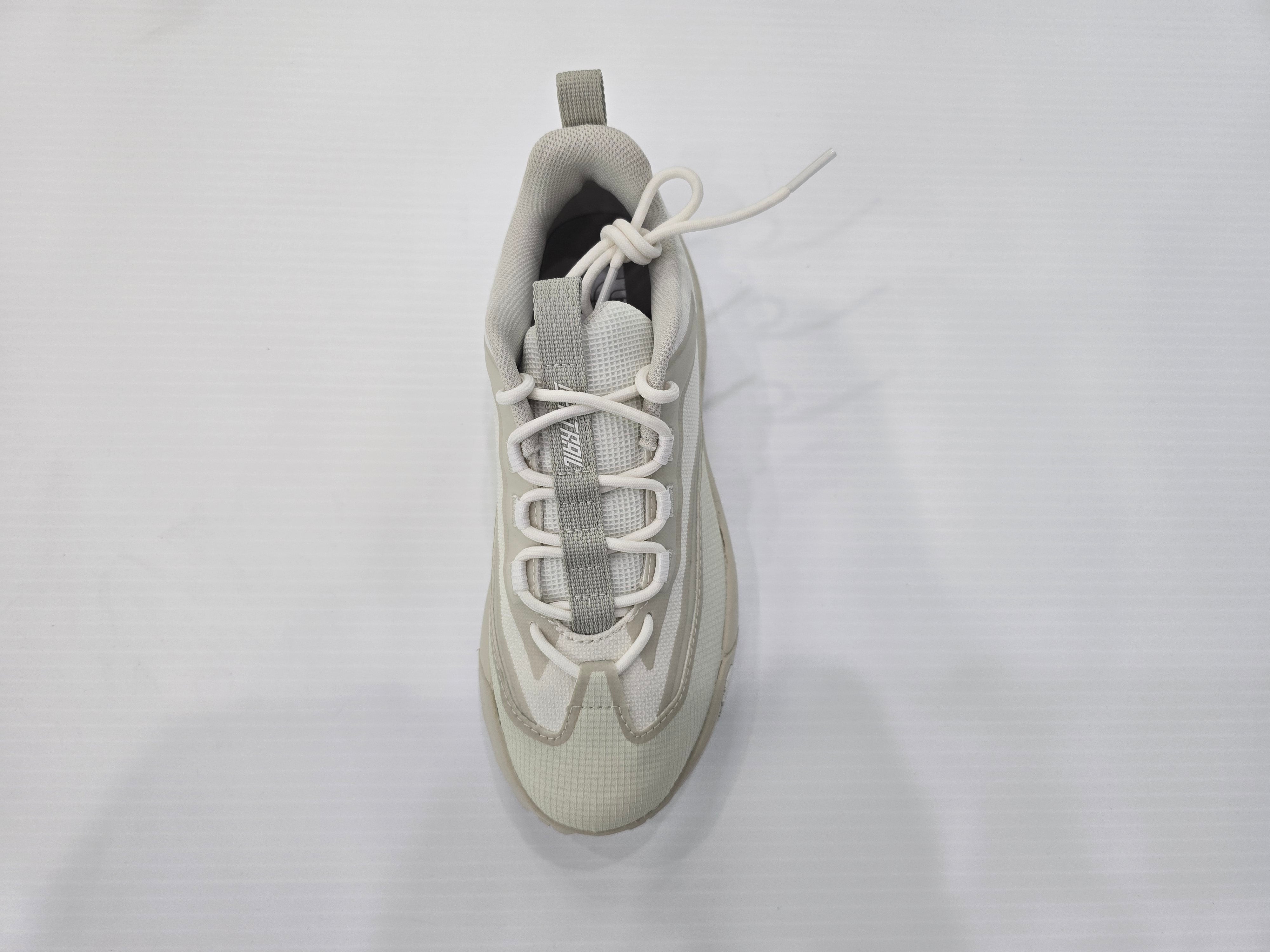 THE NORTH FACE Men's Offtrail Versa Shoes White Dune/Calacatta - Gravity NYC