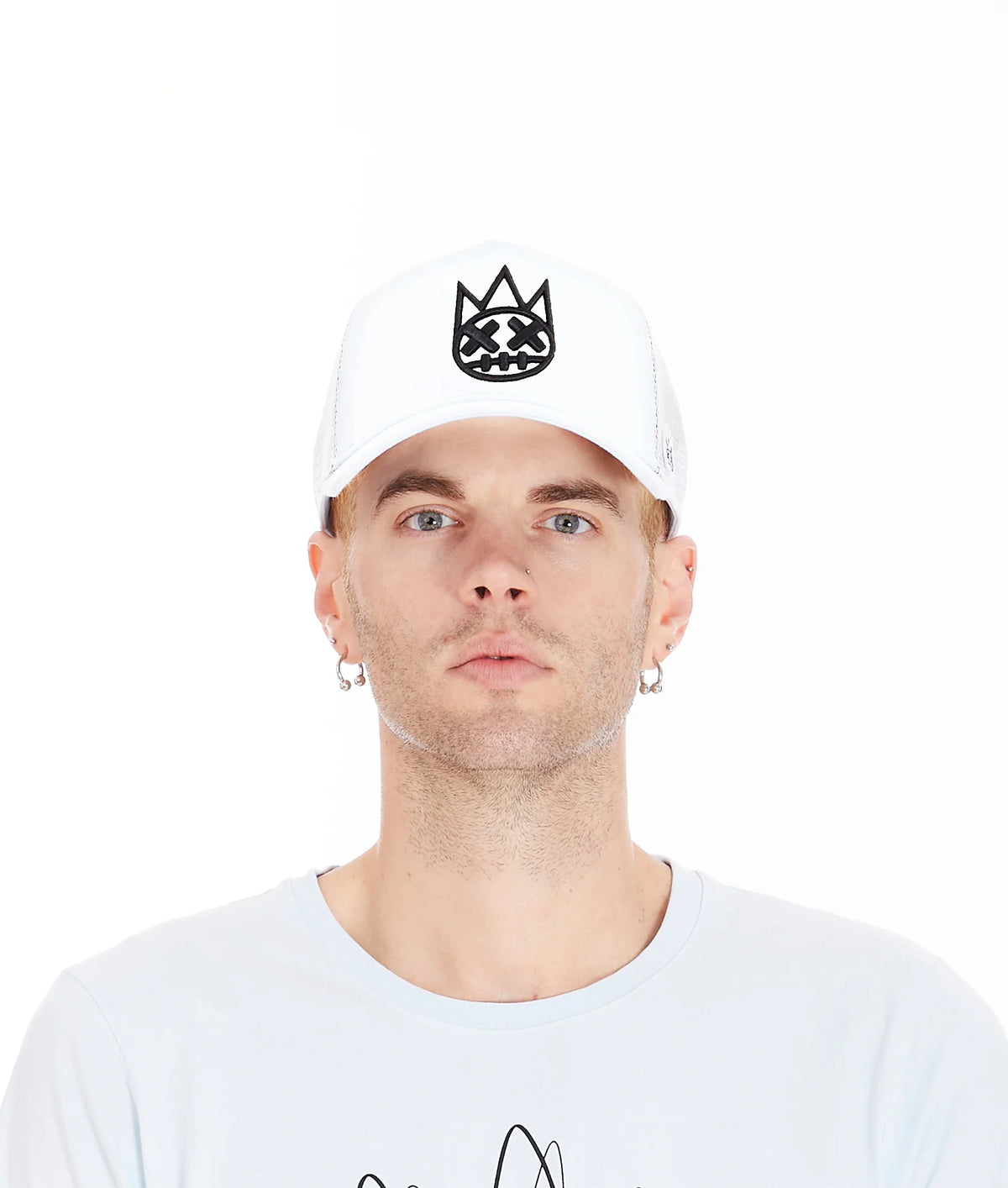 CULT OF INDIVIDUALITY MESH BACK TRUCKER CURVED VISOR WHITE CLEAN