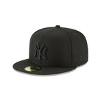 NEW ERA New York Yankees Blackout Basic 59FIFTY Fitted