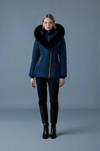 Abrigo de plumas Adali-BX de MACKAGE con cuello exclusivo de Mackage de piel de zorro negra