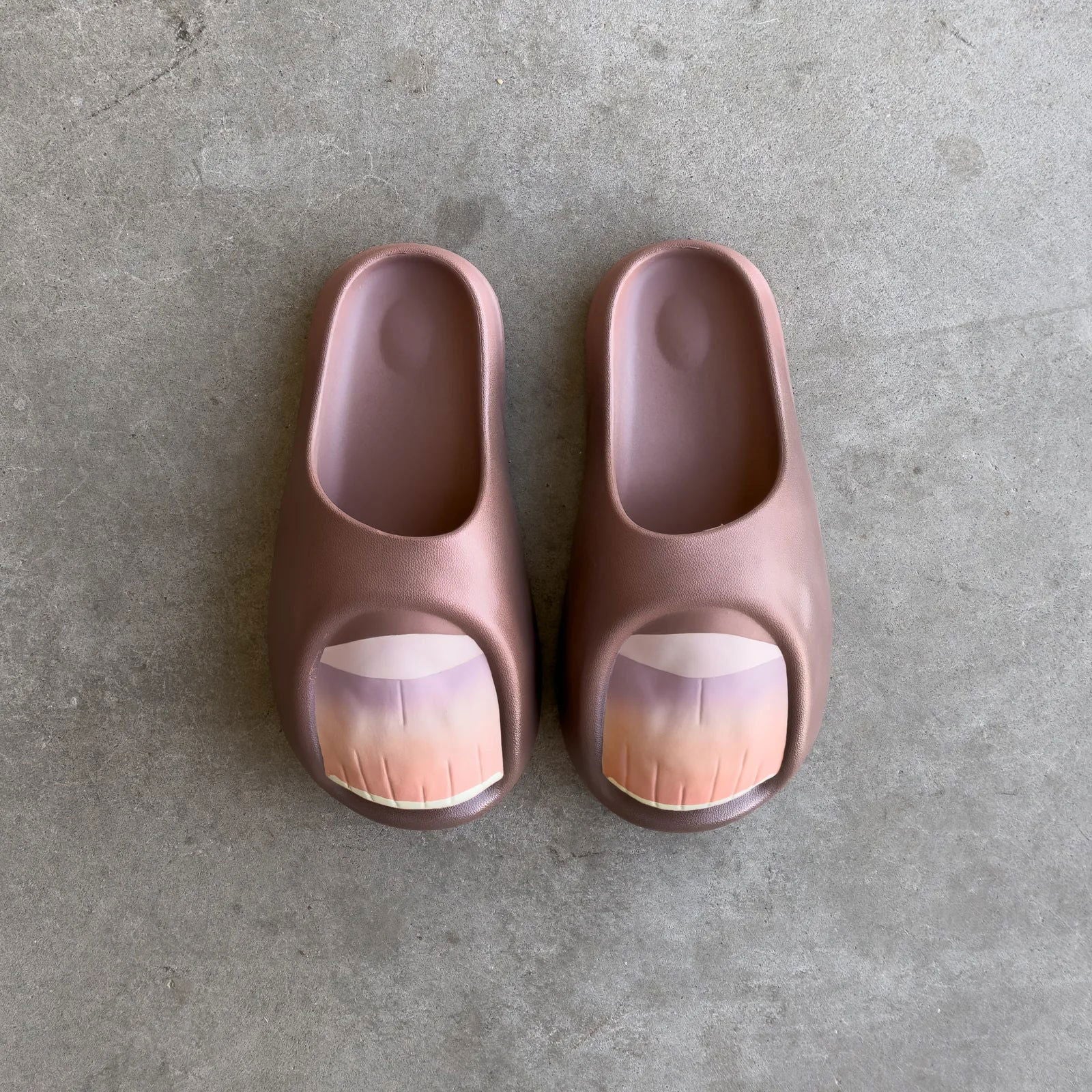 BRAVEST STUDIOS Brown Toe Slides - Gravity NYC