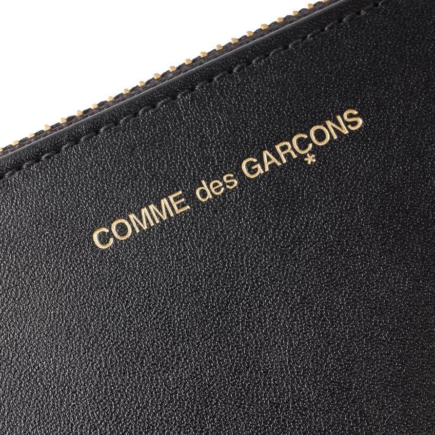 COMME DES GARCONS Huge Logo Wallet