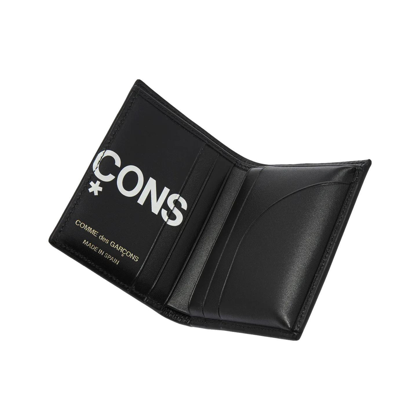 COMME DES GARCONS Huge Logo Wallet