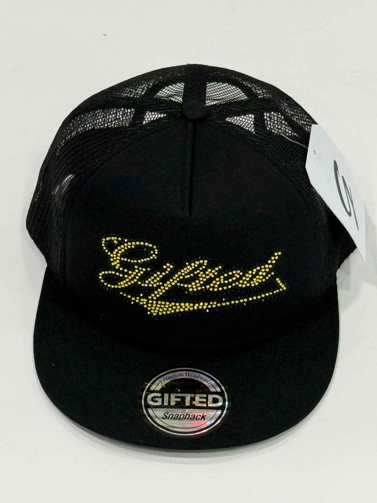 EVERYONE IS GIFTED Script Hat (Black) - Gravity NYC