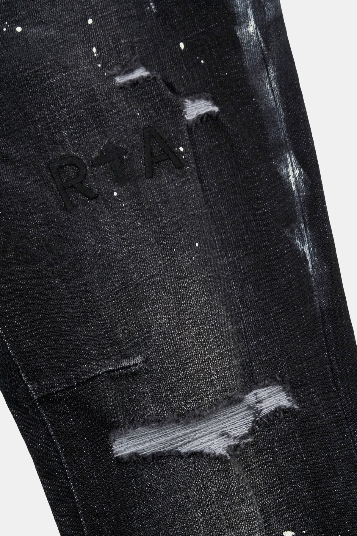 RTA DISTRESSED CHARCOAL PAINT JEANS