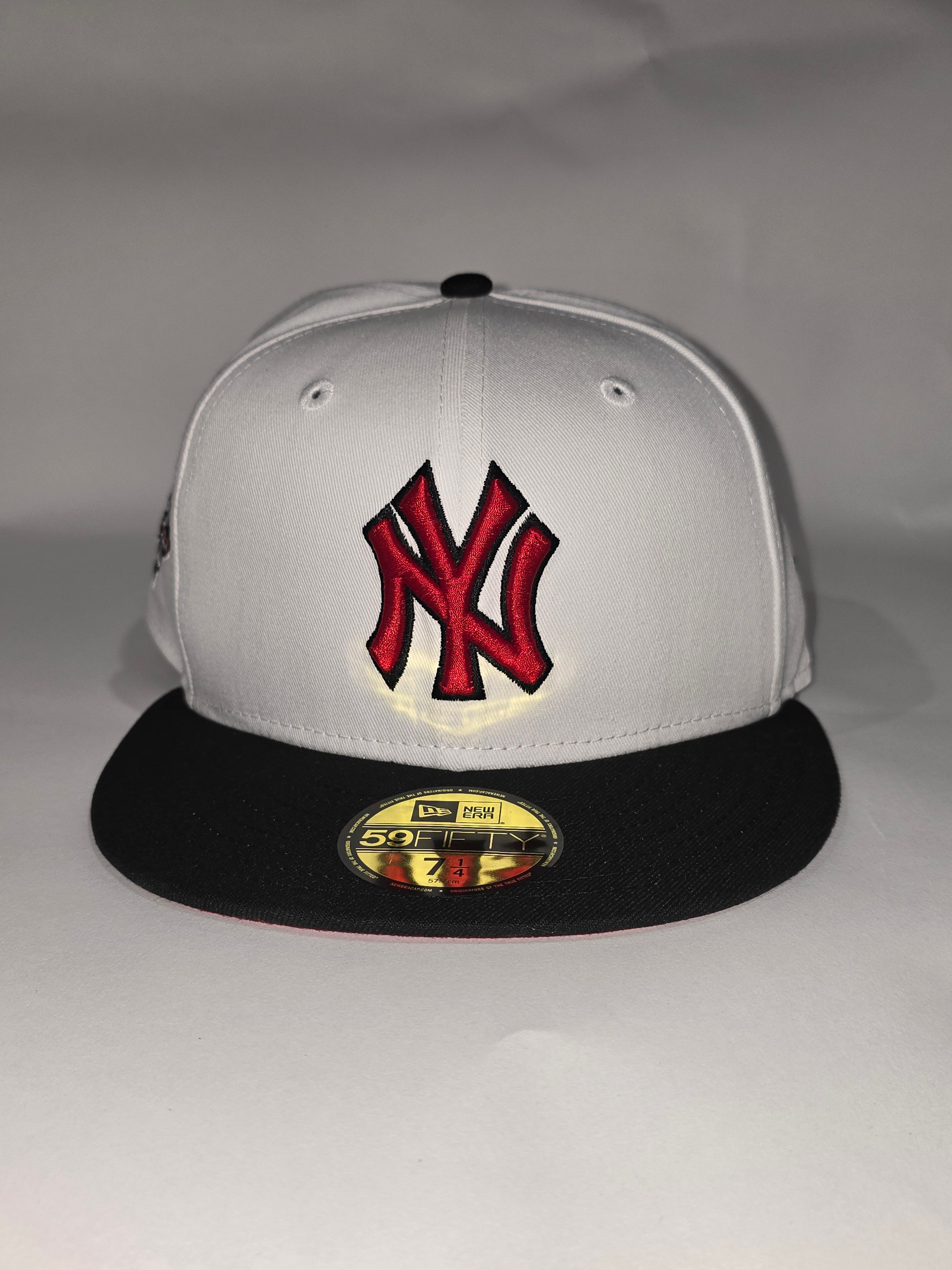 NEW ERA NEW YORK YANKEES 2000 WORLD SERIES 59FIFTY FITTED Gravity NYC