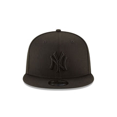 NEW ERA New York Yankees 9FIFTY Blackout Snapback Gravity NYC