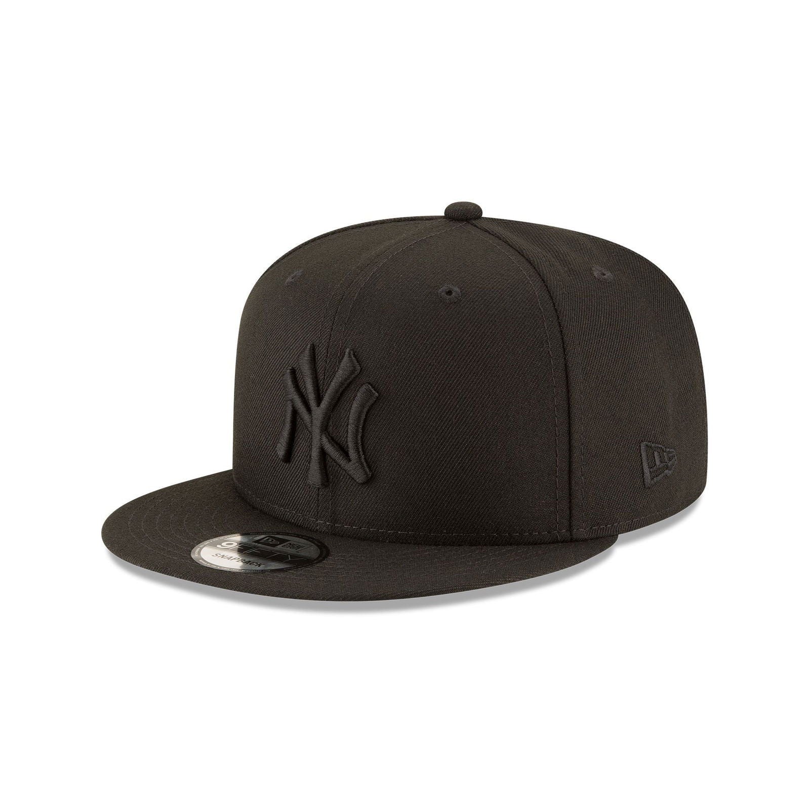 NEW ERA New York Yankees 9FIFTY Blackout Snapback Gravity NYC