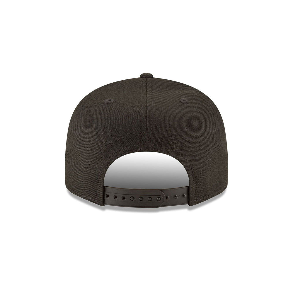 NEW ERA New York Yankees 9FIFTY Blackout Snapback - Gravity NYC