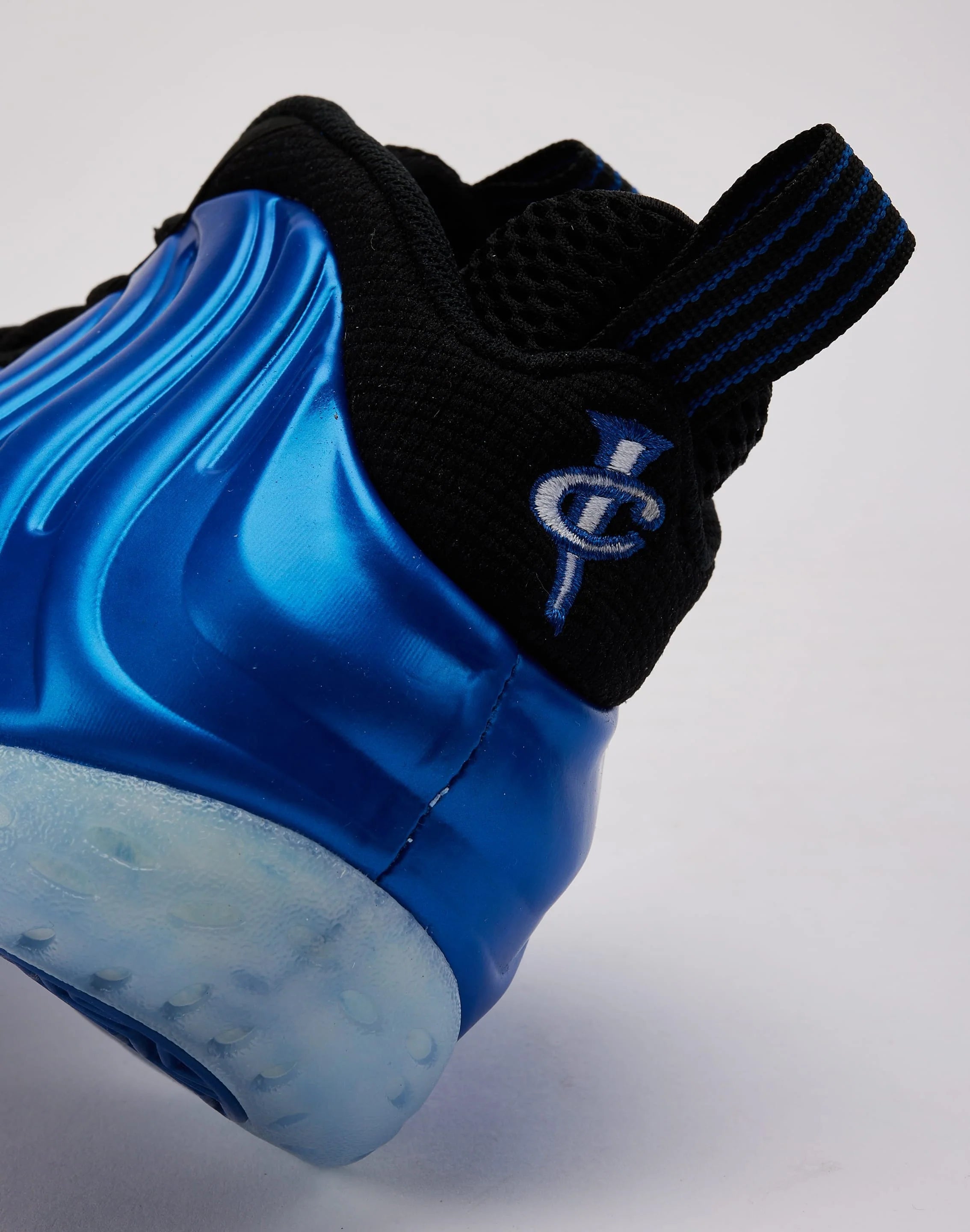 NIKE Air Jordan Foamposite One "Royal" Gravity NYC