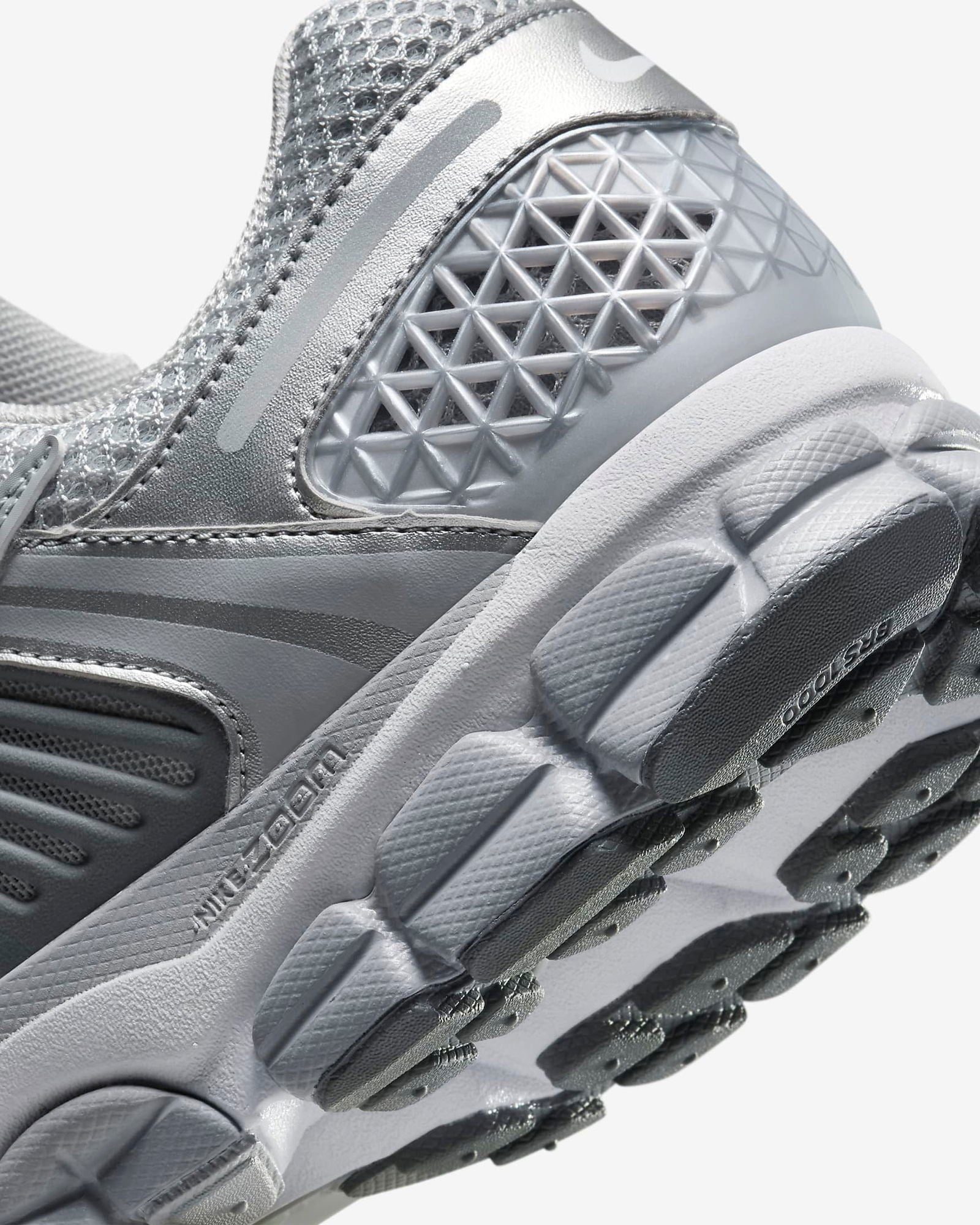 NIKE Zoom Vomero 5 Grey Gravity NYC