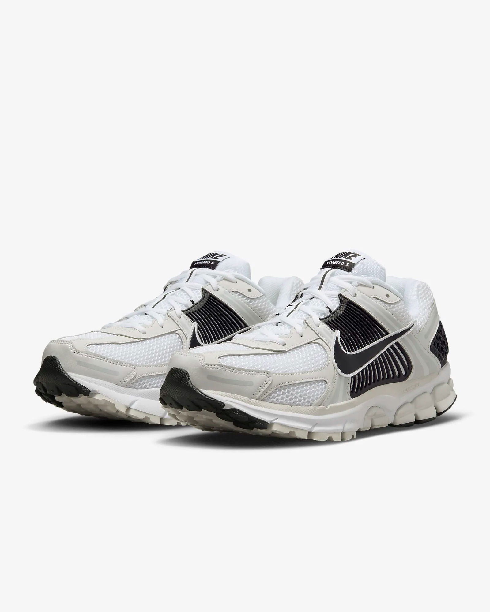 NIKE Zoom Vomero 5 White