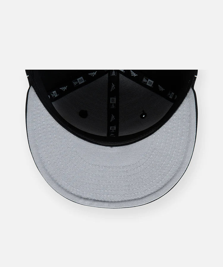 PAPER PLANES Original Crown Pinstripe Snapback - Gravity NYC