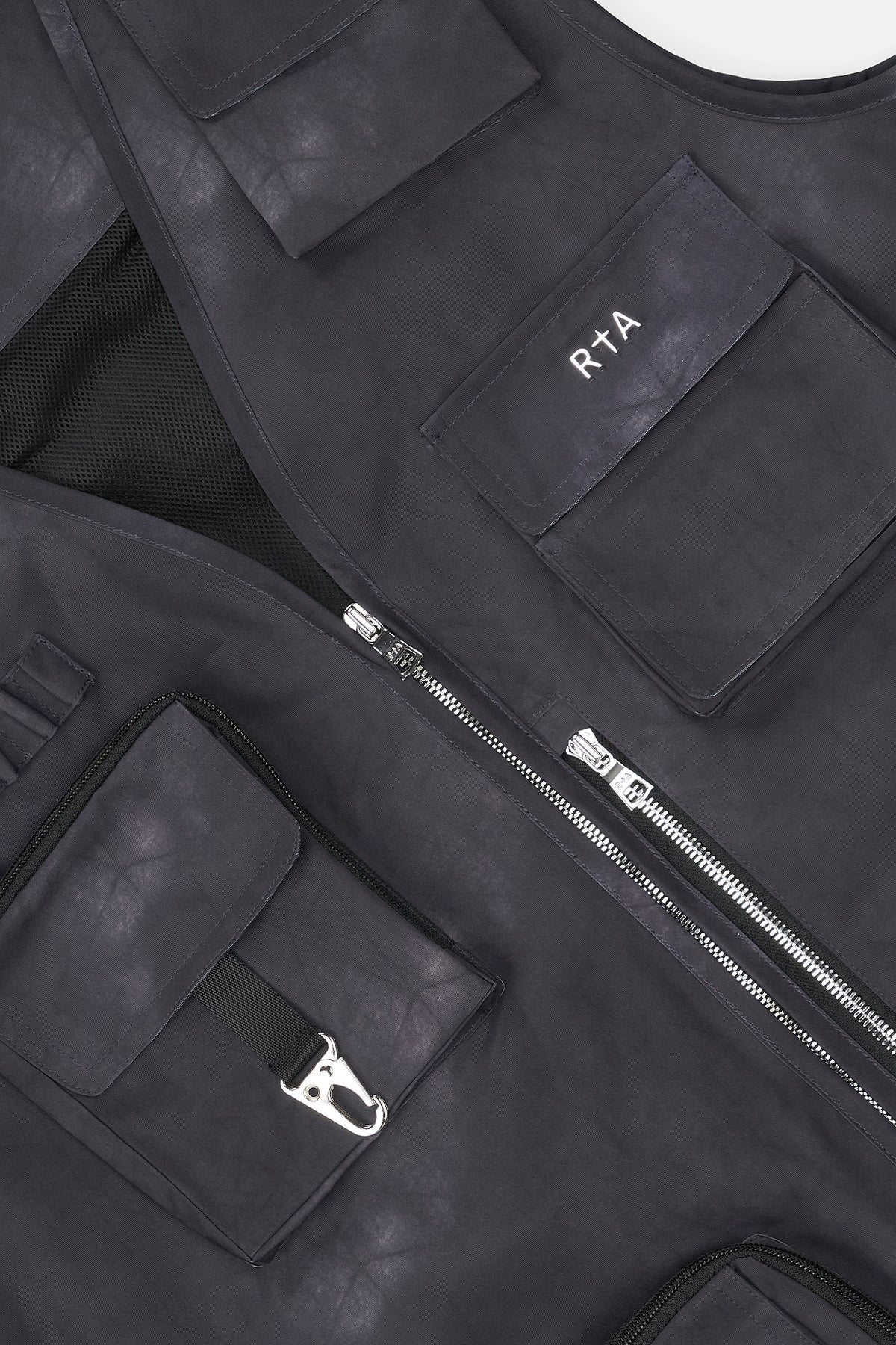 RTA Ibra Utility Vest | Black Marble Gravity NYC