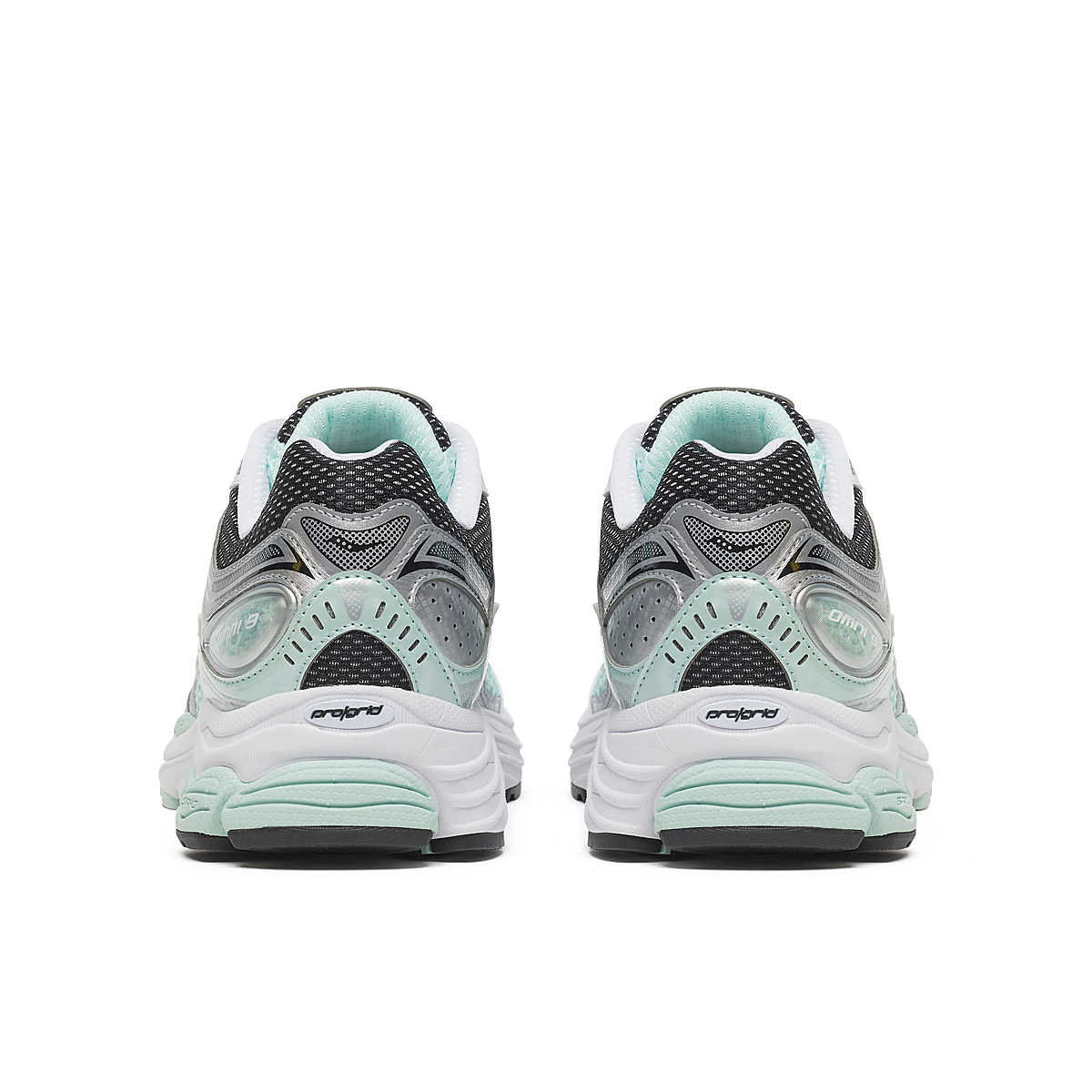 SAUCONY Men's Sneakers at Gravity NYC