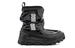 UGG FOOTWEAR Gravity NYC
