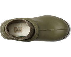 UGG FOOTWEAR Gravity NYC