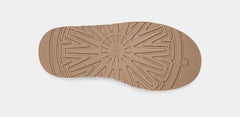 UGG FOOTWEAR Gravity NYC