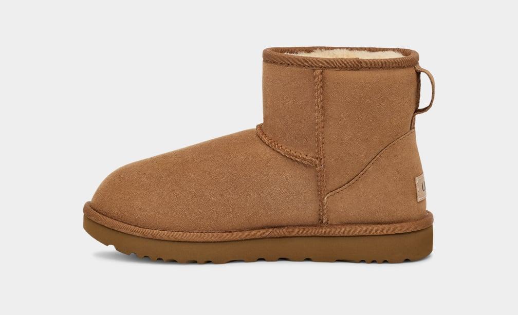 UGG® Women's Classic Mini II Boot