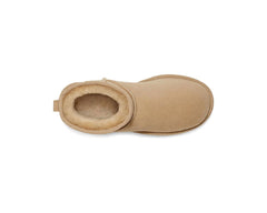 UGG FOOTWEAR Gravity NYC