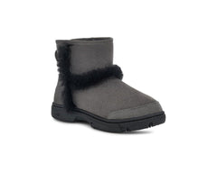 UGG FOOTWEAR Gravity NYC