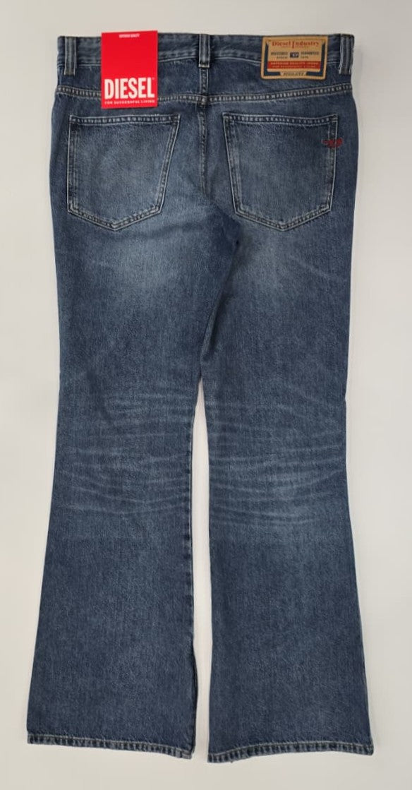 DIESEL Bootcut Jeans 1998 D-Buck 09P61