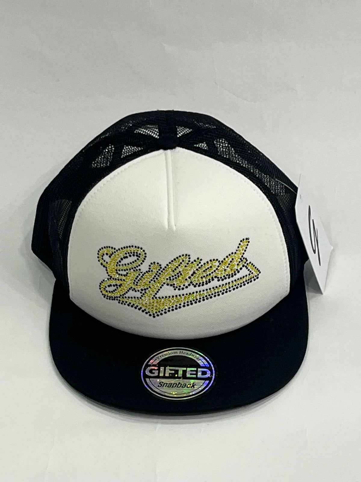 EVERYONE IS GIFTED Script Hat (Black/White) at Gravity NYC