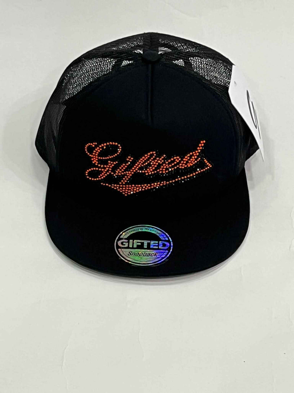 EVERYONE IS GIFTED Script Hat (Black) - Gravity NYC