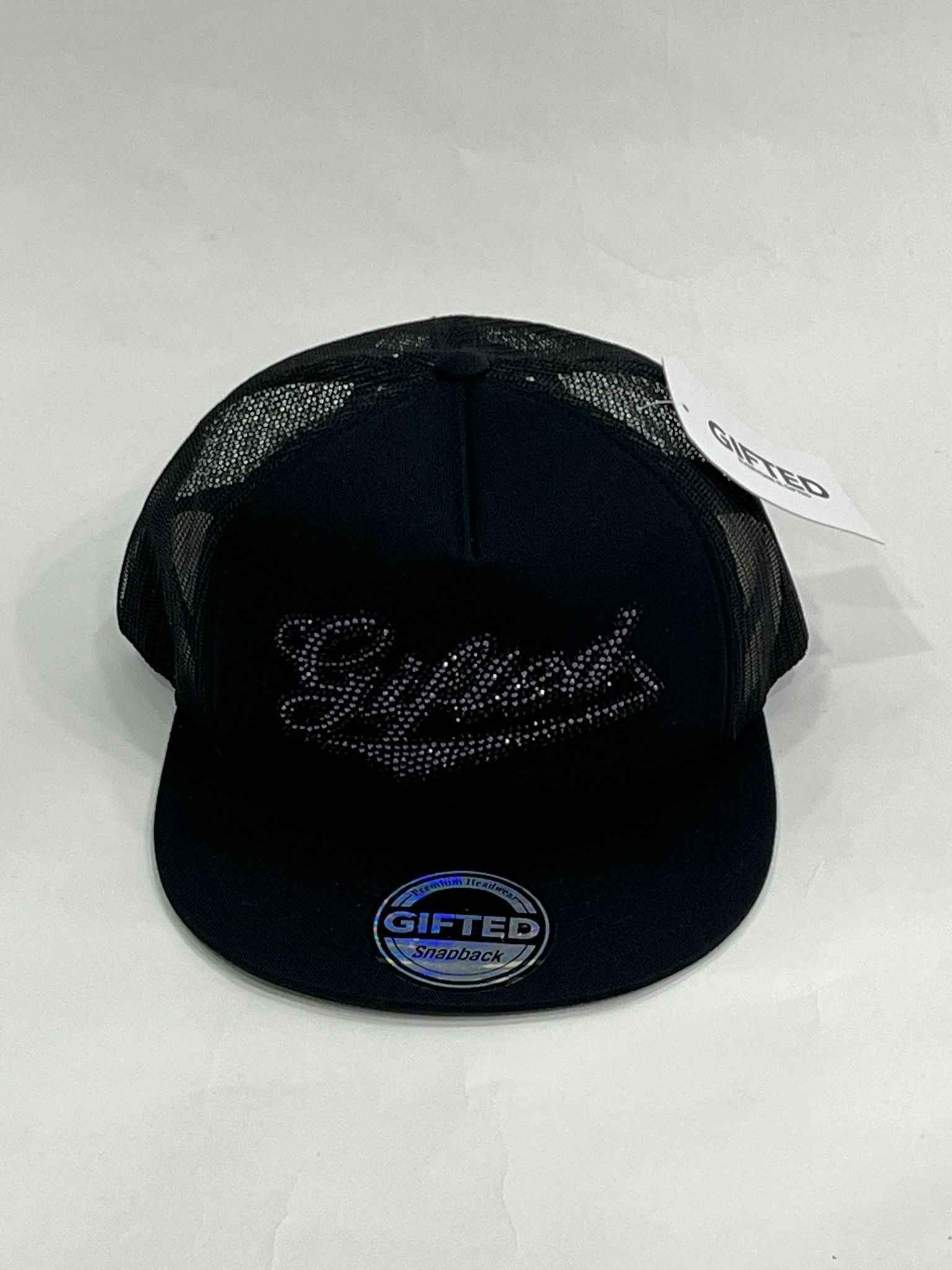 EVERYONE IS GIFTED Script Hat (Black/White)
