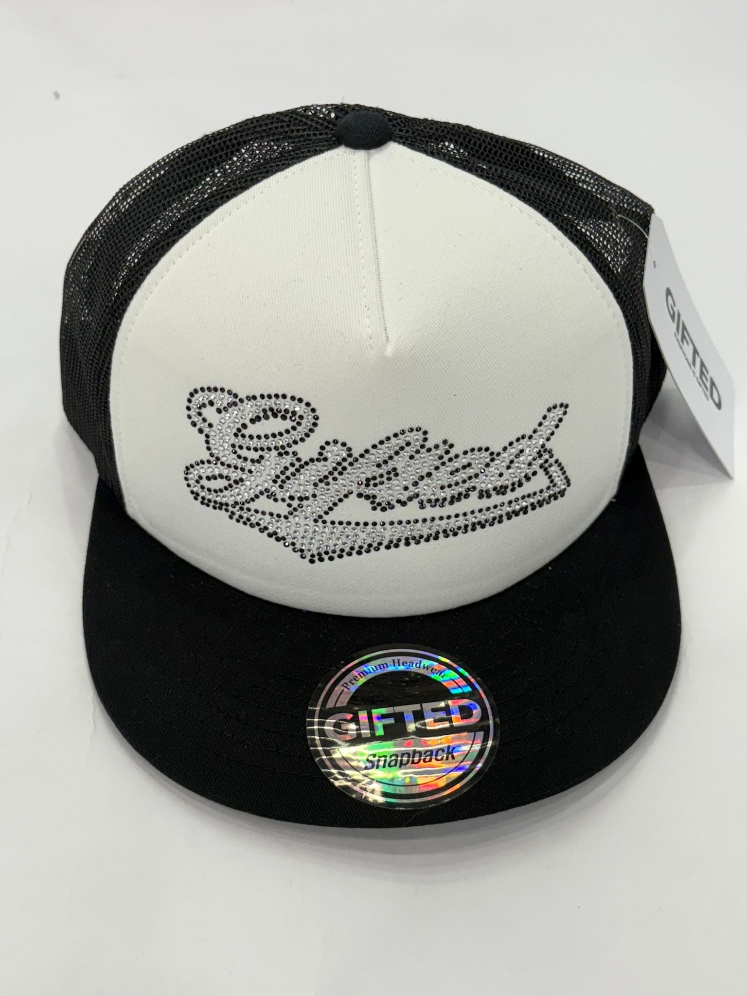 EVERYONE IS GIFTED Script Hat (Black/White) - Gravity NYC