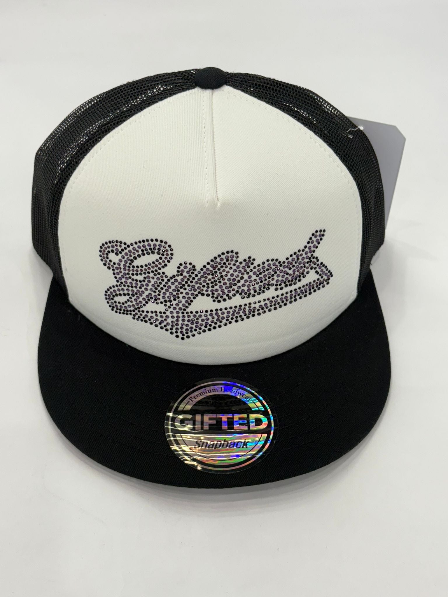 EVERYONE IS GIFTED Script Hat (Black/White) - Gravity NYC