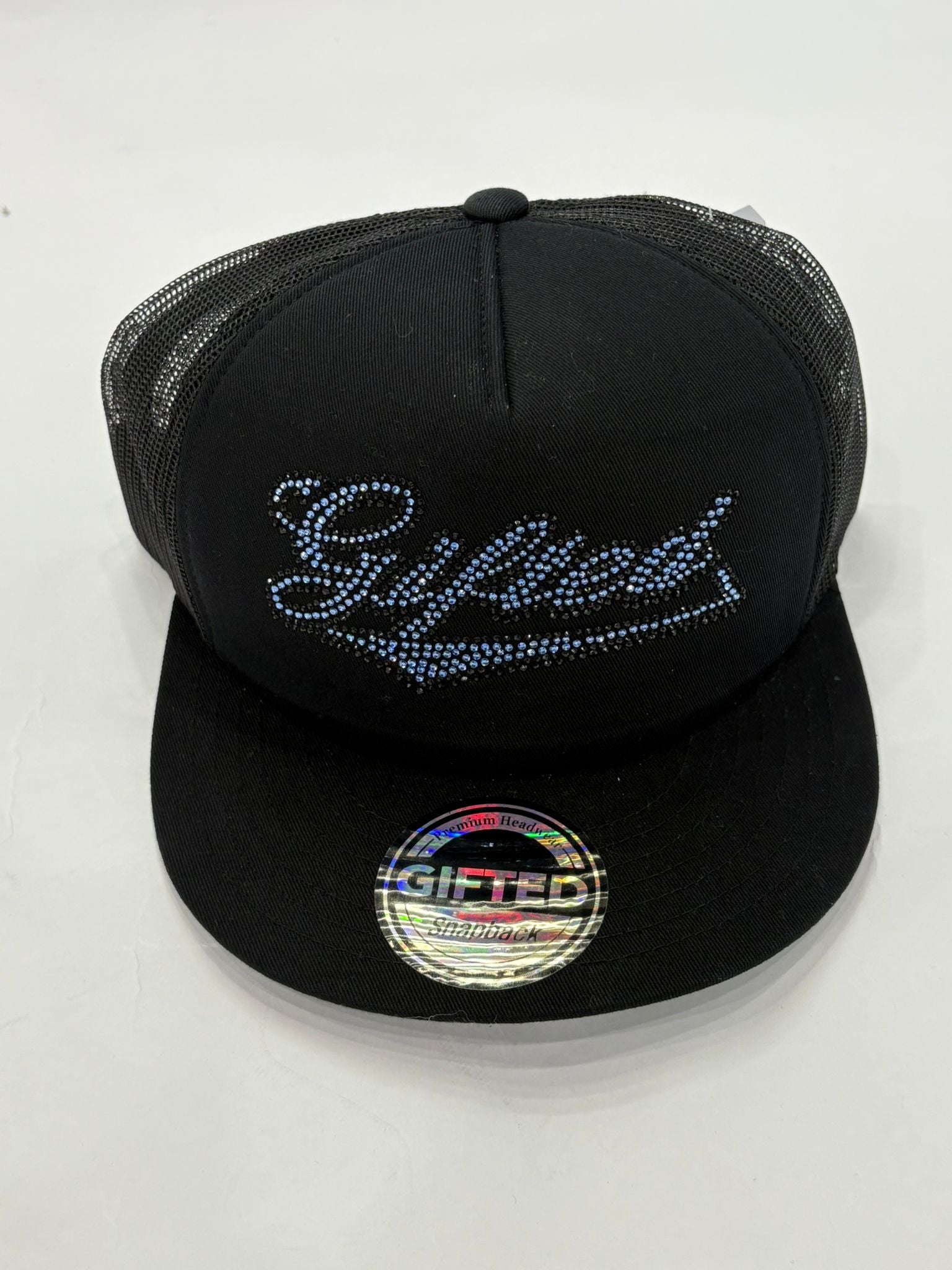 EVERYONE IS GIFTED Script Hat (Black) - Gravity NYC