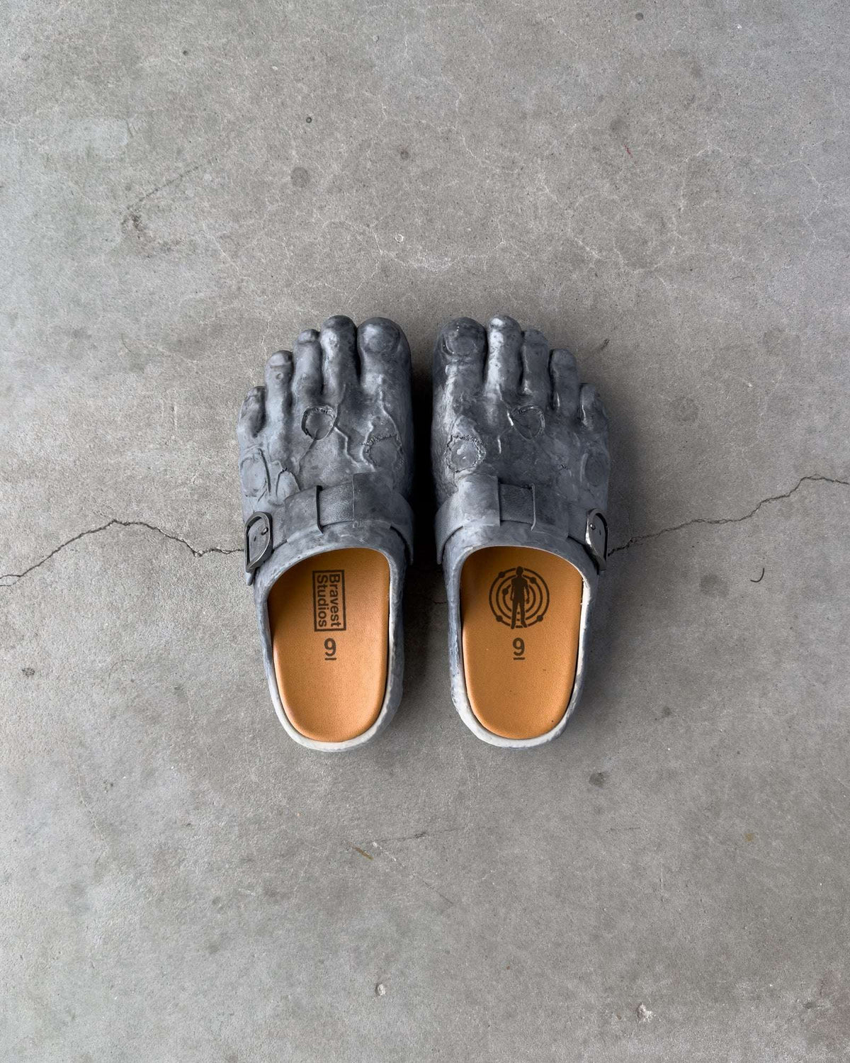BRAVEST STUDIOS-Men's Slippers and Sandals Imagen secundaria del producto
