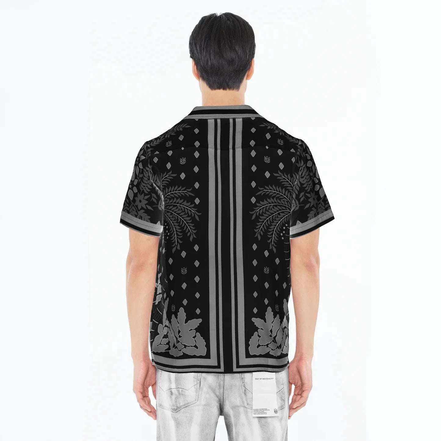Camisa cubana tejida CULTO A LA INDIVIDUALIDAD en negro retro Imagen secundaria del producto
