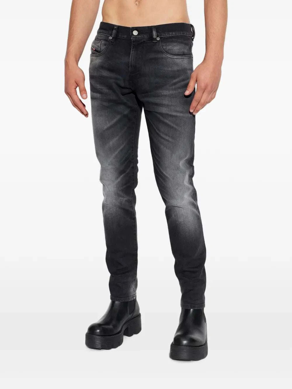 DIESEL-Men's Slim Fit Jeans and Denim Imagen principal del producto