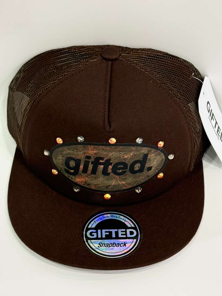 TODOS SON DOTADOS Gorra de Rhinestone (Marrón) Imagen secundaria del producto