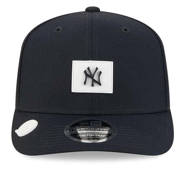 NEW ERA New York Yankees 9SEVENTY Gorra ajustable Stretch-Snap Imagen secundaria del producto