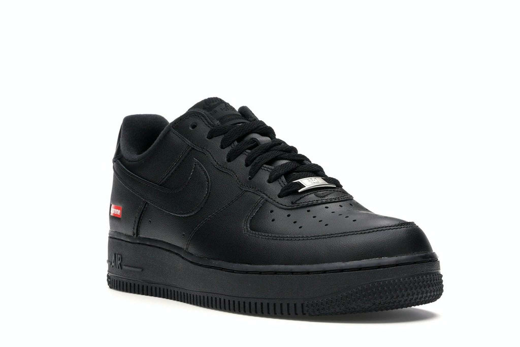 NIKE-Men's Sneakers and Athletic Shoes