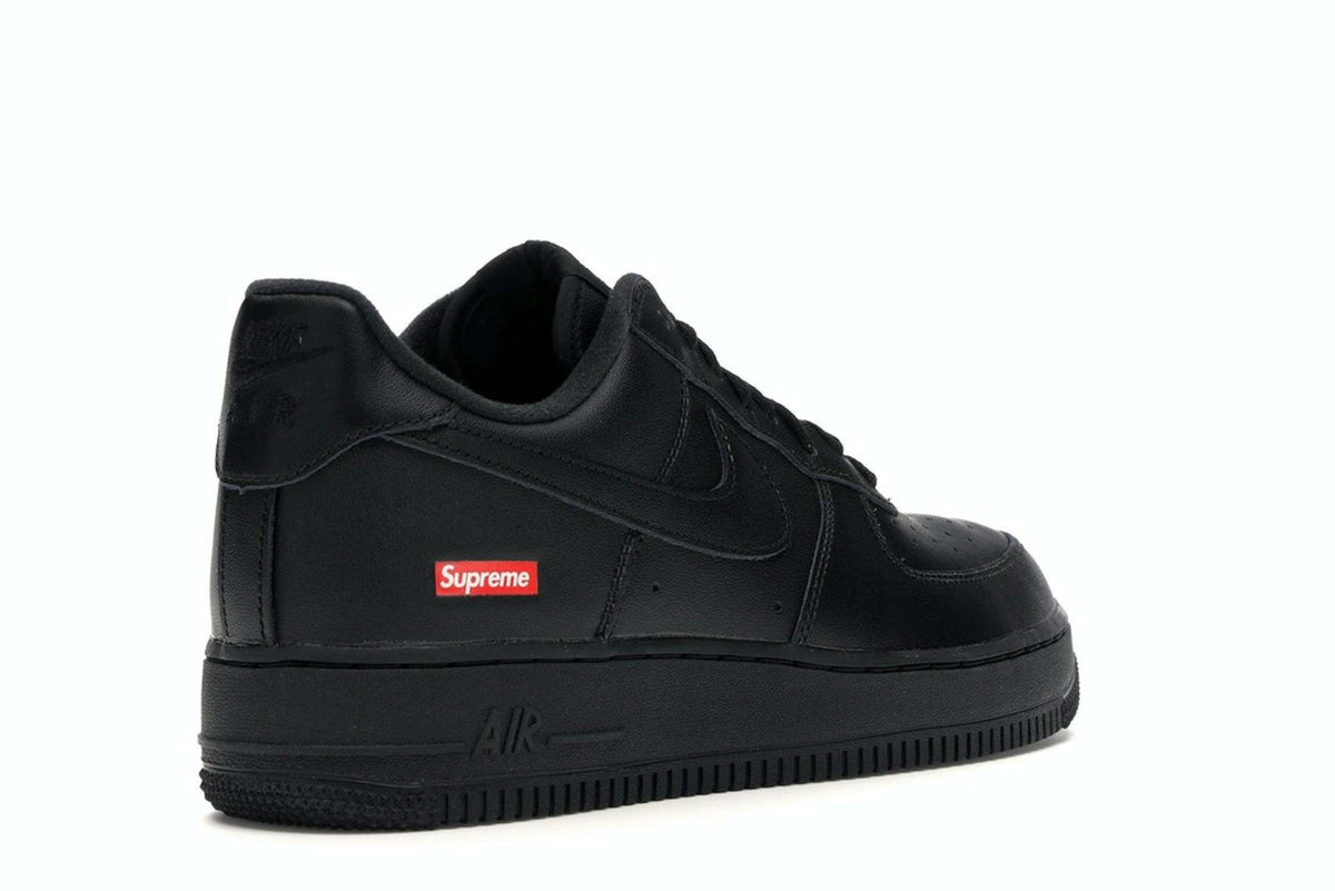 NIKE-Men's Sneakers and Athletic Shoes