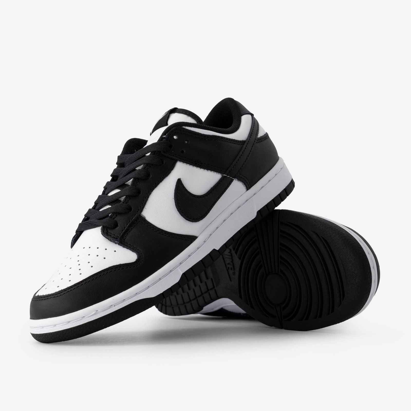 NIKE-Men's Sneakers and Athletic Shoes
