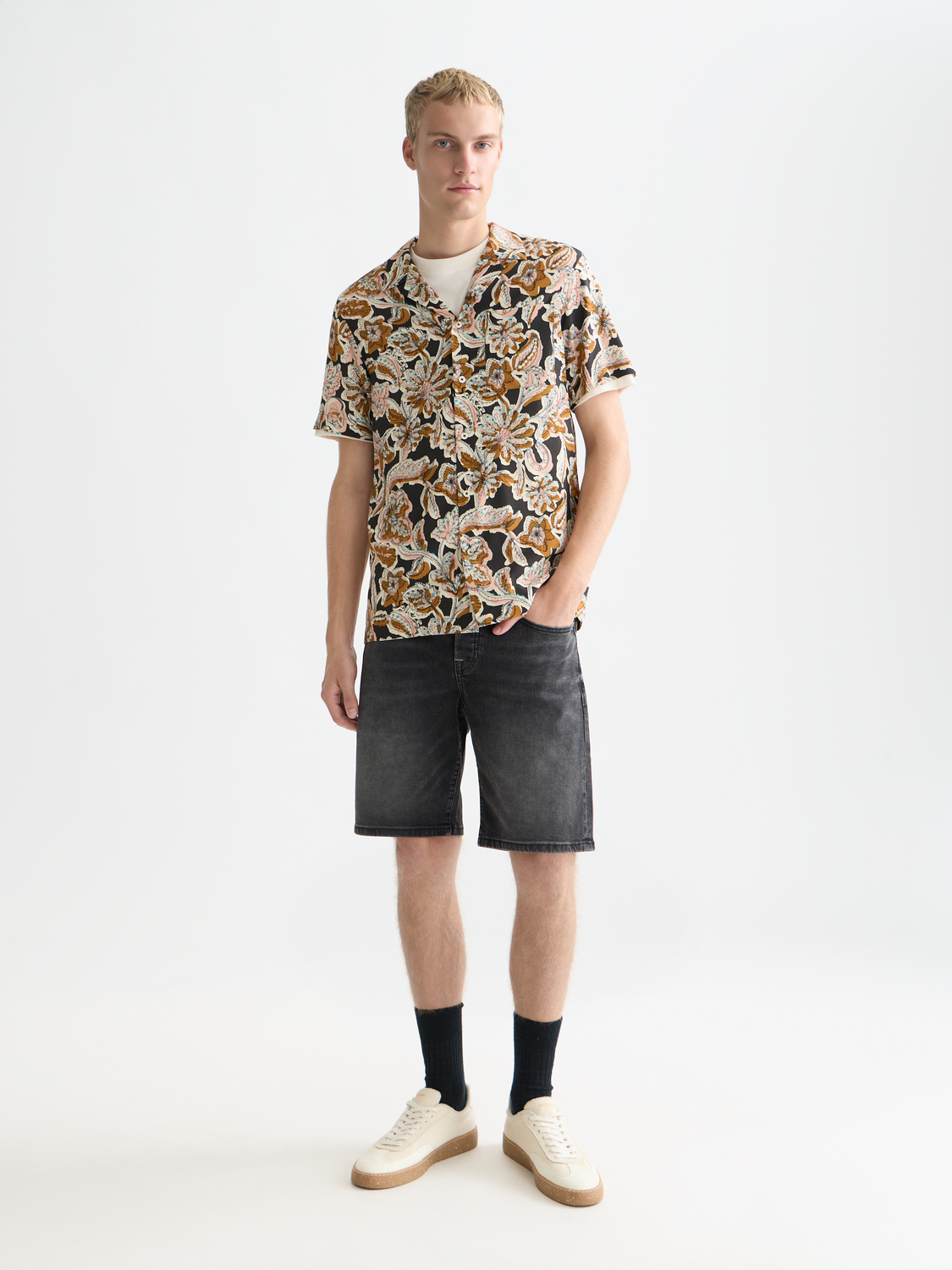 SCOTCH AND SODA-Men's Jean Shorts and Denim Shorts