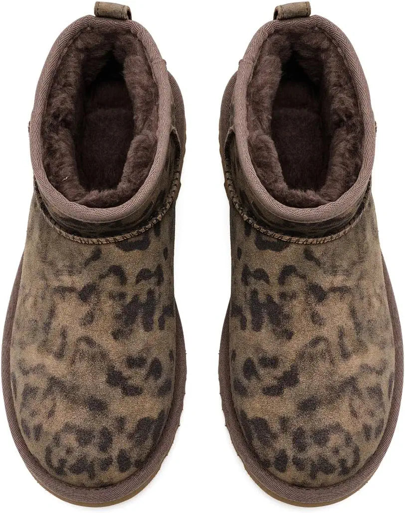 UGG-Women's Boots and Booties Imagen secundaria del producto