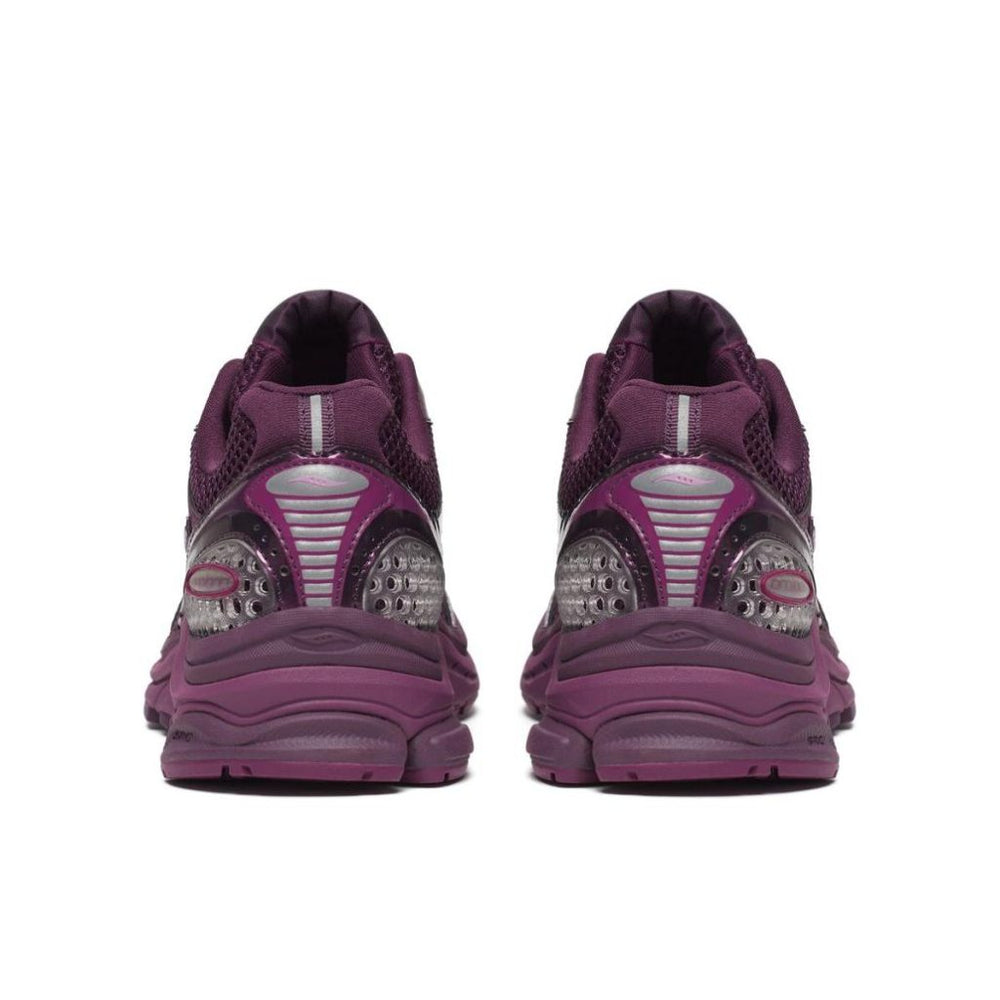 SAUCONY ProGrid Triumph 4 Sneakers Chroma Plum - Gravity NYC